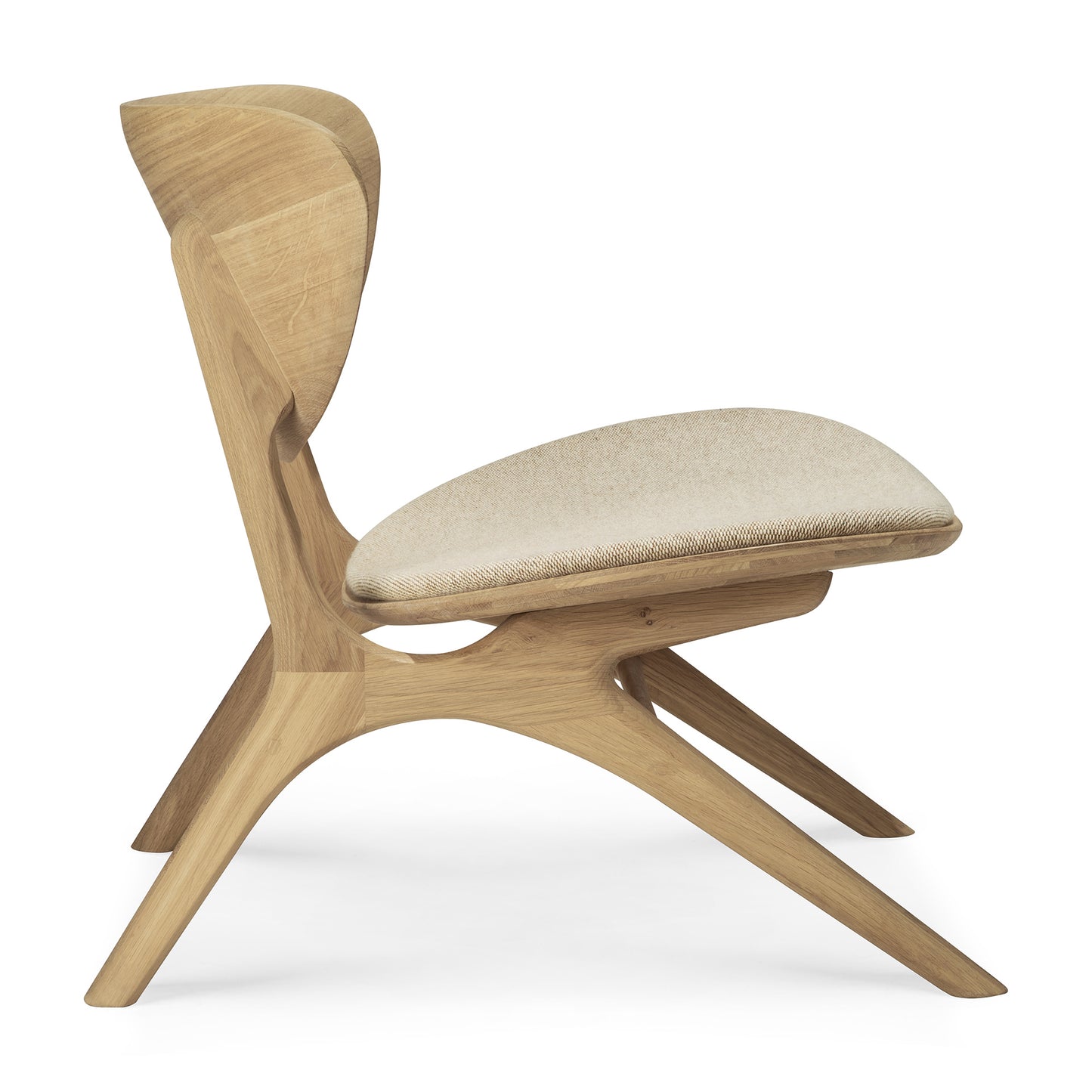 Eye lounge chair